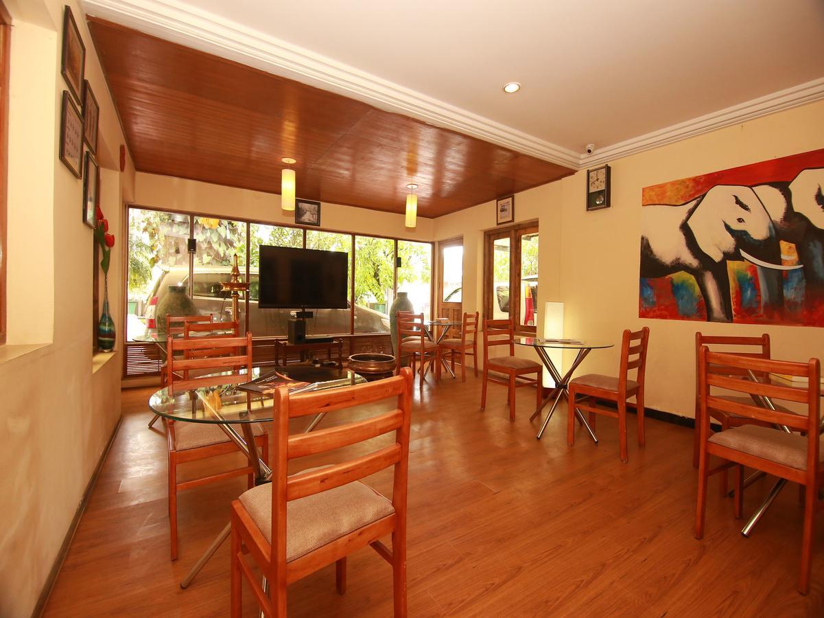 Sn Hotel Munnar Exterior foto